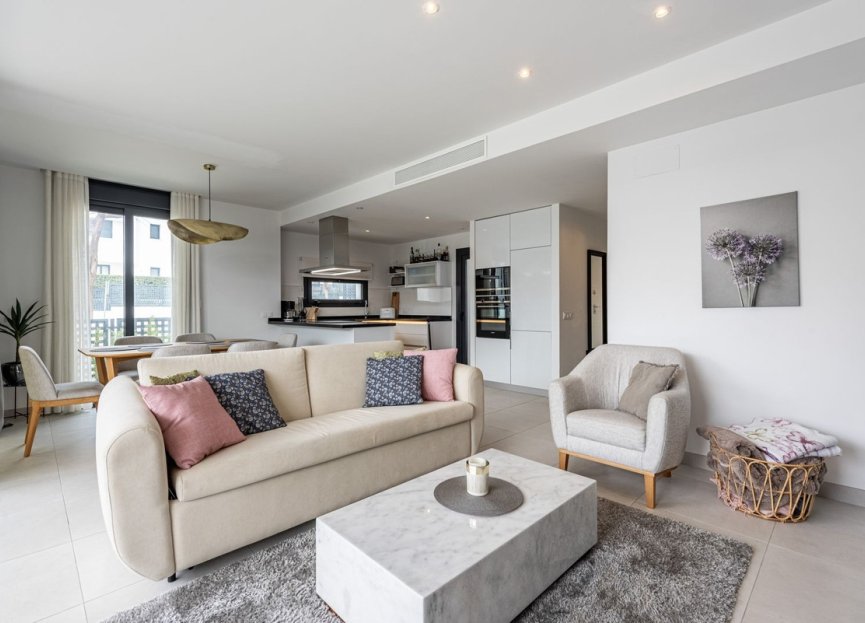 Resale - House - Townhouse - Estepona - Bel Air