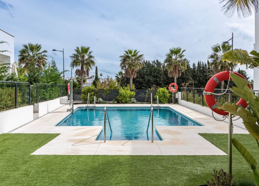 Resale - House - Townhouse - Estepona - Bel Air