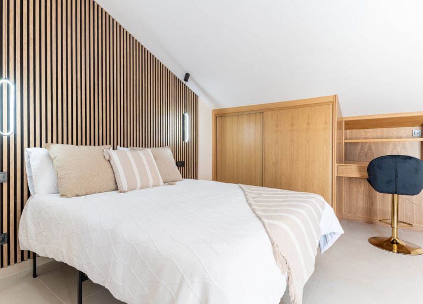 Resale - House - Townhouse - Estepona - Estepona Centro