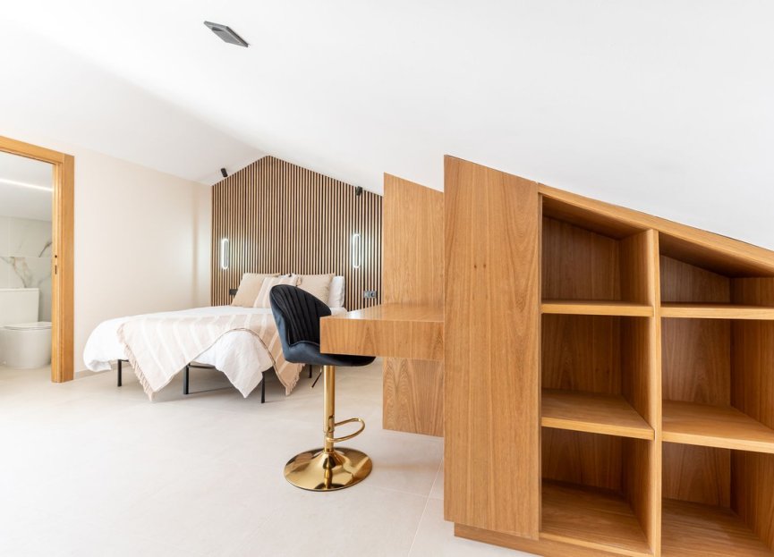 Resale - House - Townhouse - Estepona - Estepona Centro