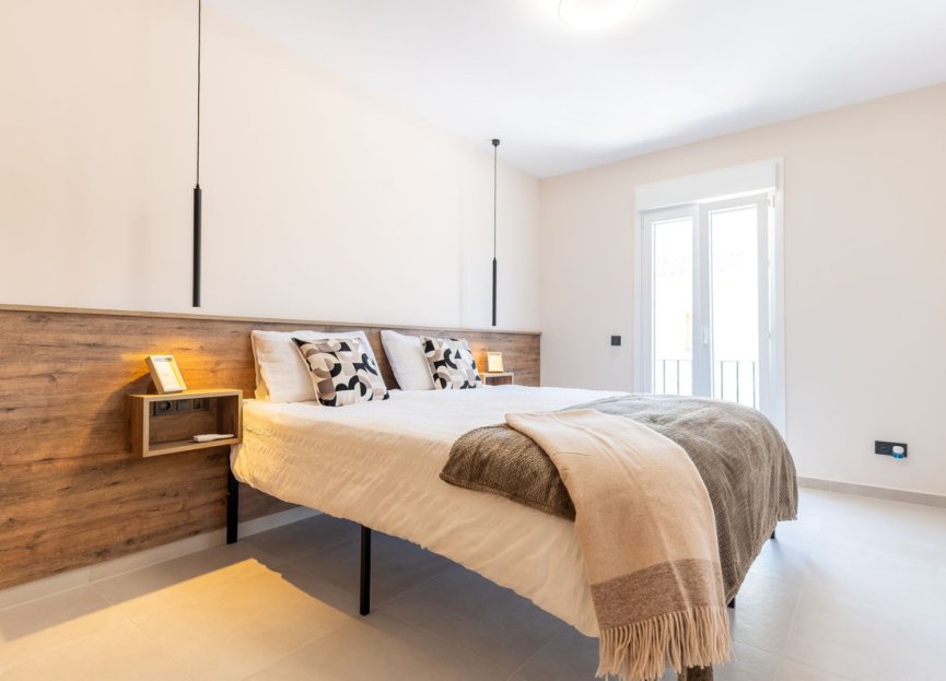 Resale - House - Townhouse - Estepona - Estepona Centro