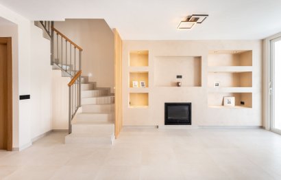 Resale - House - Townhouse - Estepona - Estepona Centro