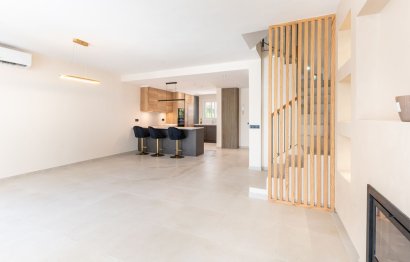 Resale - House - Townhouse - Estepona - Estepona Centro