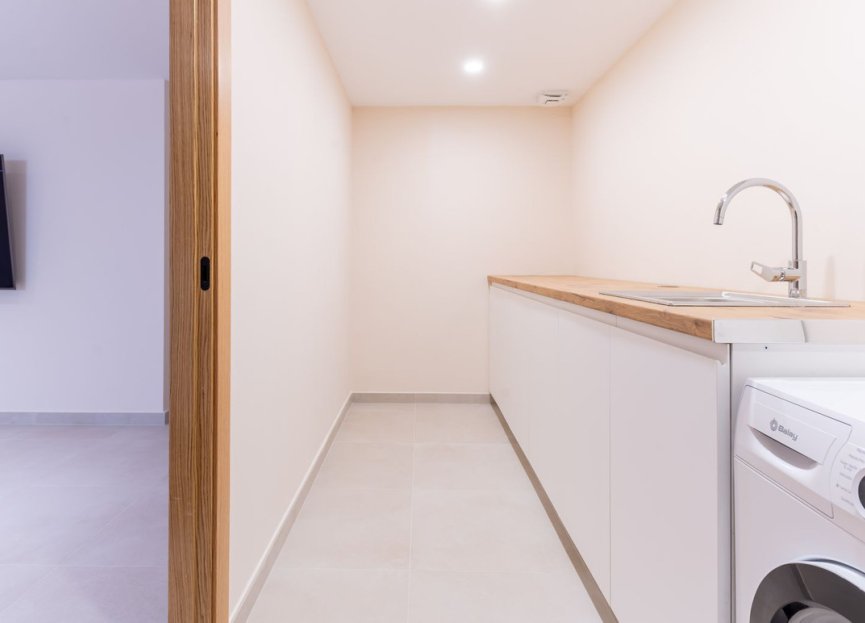 Resale - House - Townhouse - Estepona - Estepona Centro