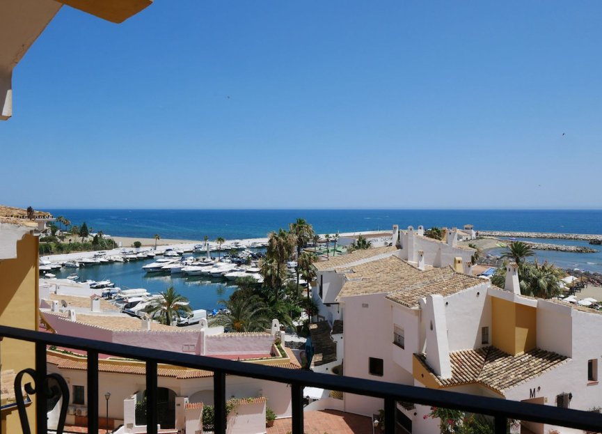 Resale - Apartment - Middle Floor Apartment - Marbella - Puerto de Cabopino