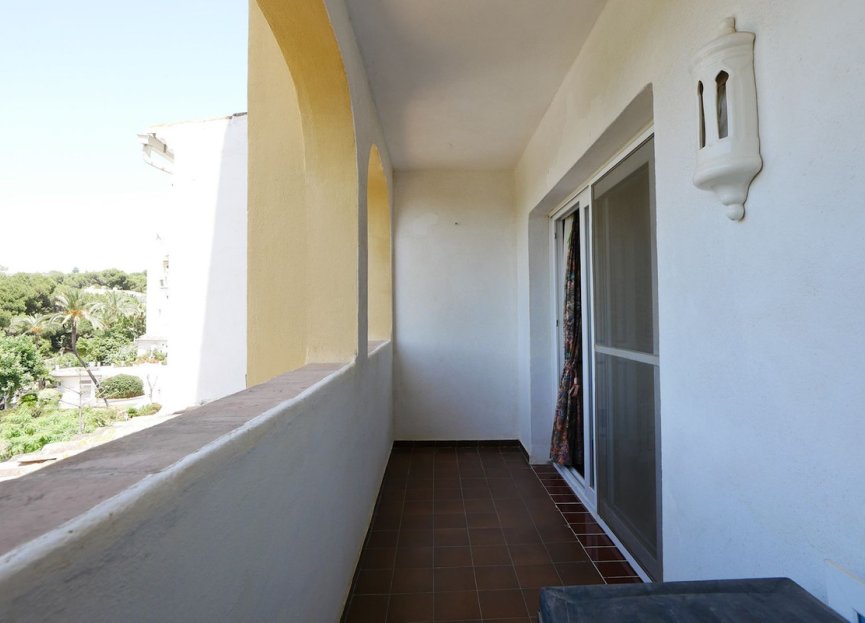 Resale - Apartment - Middle Floor Apartment - Marbella - Puerto de Cabopino