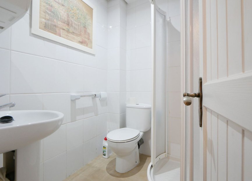 Resale - Apartment - Middle Floor Apartment - Marbella - Puerto de Cabopino