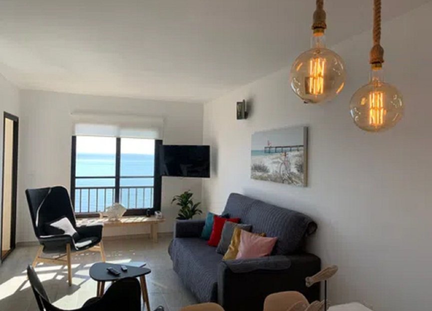 Resale - Apartment - Middle Floor Apartment - Fuengirola - Fuengirola Centro