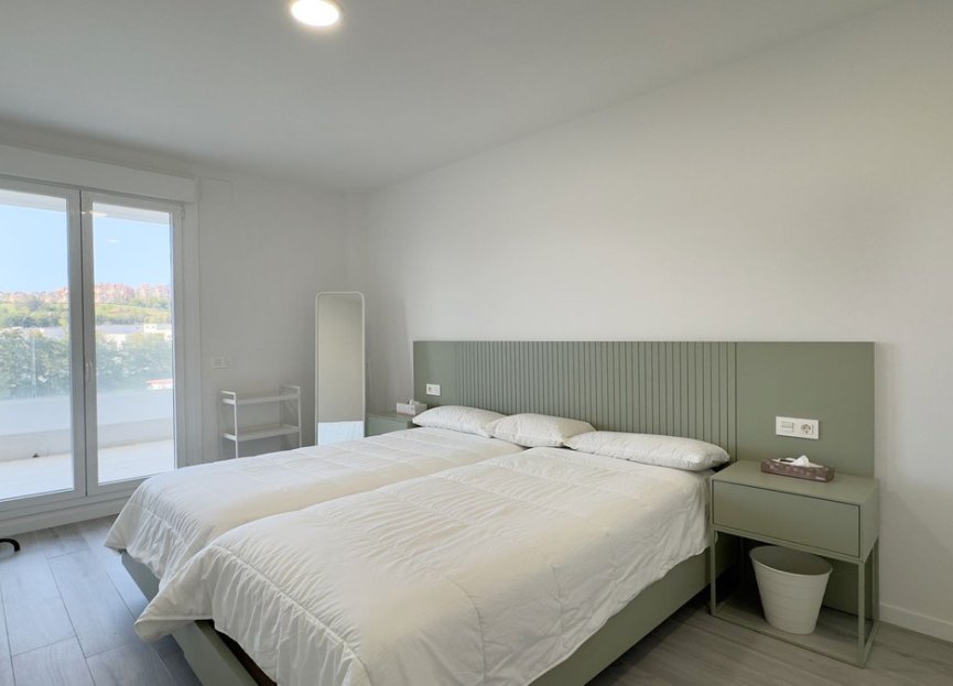 Reventa - Apartment - Top Floor Apartment - Marbella - Nueva Andalucia