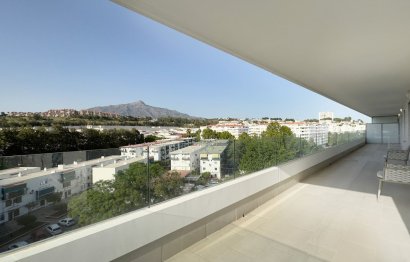 Resale - Apartment - Top Floor Apartment - Marbella - Nueva Andalucia