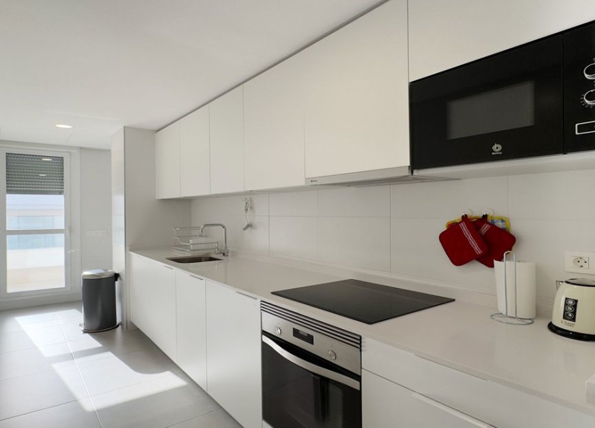 Resale - Apartment - Top Floor Apartment - Marbella - Nueva Andalucia