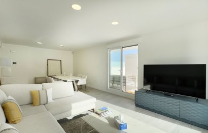 Resale - Apartment - Top Floor Apartment - Marbella - Nueva Andalucia