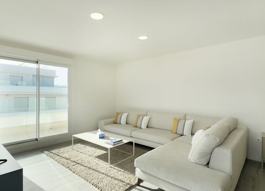 Resale - Apartment - Top Floor Apartment - Marbella - Nueva Andalucia