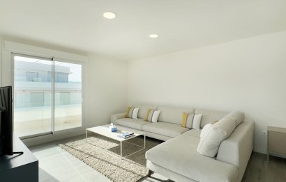 Resale - Apartment - Top Floor Apartment - Marbella - Nueva Andalucia