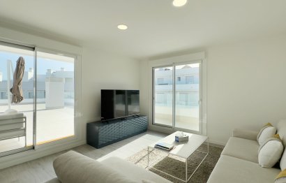 Resale - Apartment - Top Floor Apartment - Marbella - Nueva Andalucia