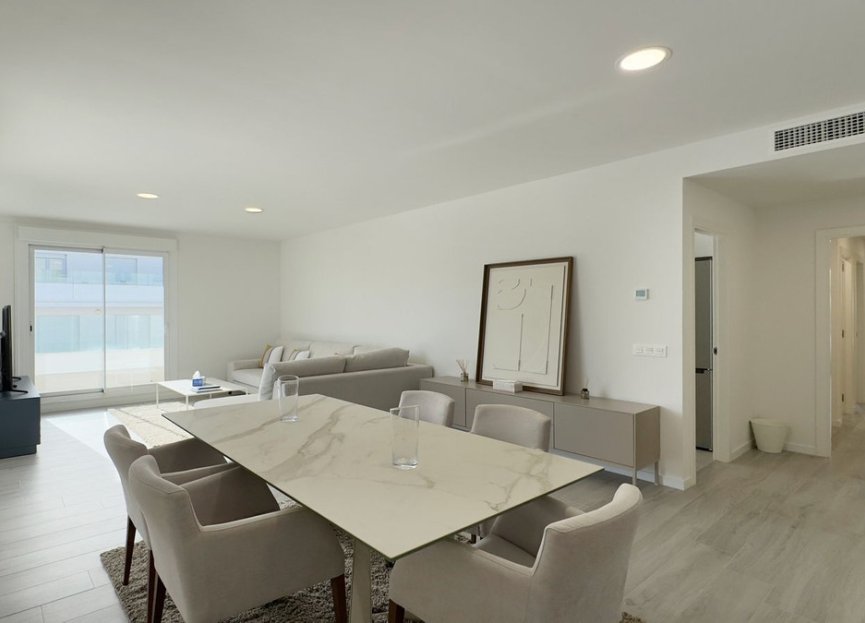 Resale - Apartment - Top Floor Apartment - Marbella - Nueva Andalucia