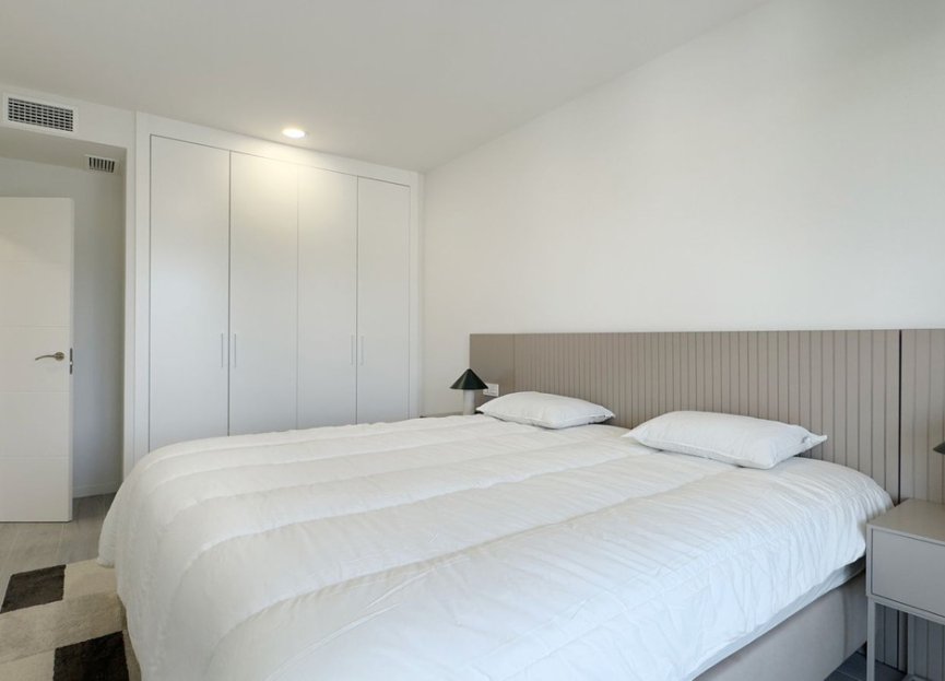 Resale - Apartment - Top Floor Apartment - Marbella - Nueva Andalucia