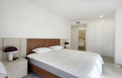 Resale - Apartment - Top Floor Apartment - Marbella - Nueva Andalucia