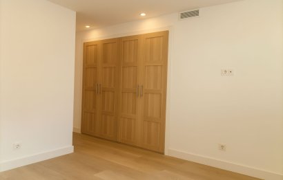 Resale - House - Detached Villa - Fuengirola - Fuengirola Centro