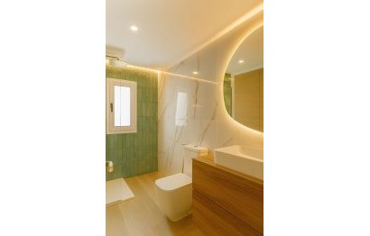 Resale - House - Detached Villa - Fuengirola - Fuengirola Centro