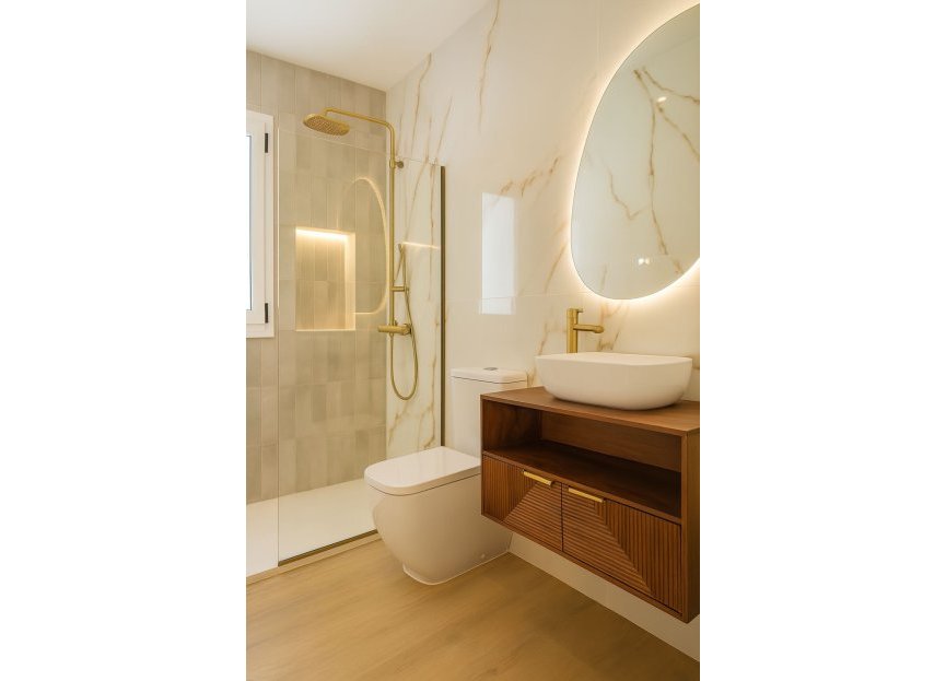 Resale - House - Detached Villa - Fuengirola - Fuengirola Centro