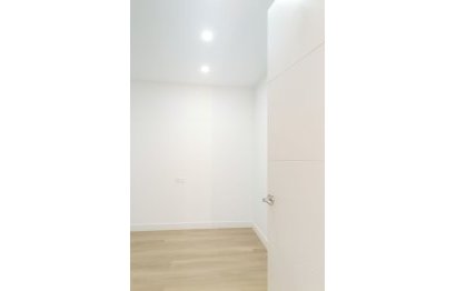 Resale - House - Detached Villa - Fuengirola - Fuengirola Centro