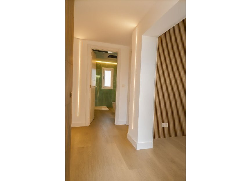 Resale - House - Detached Villa - Fuengirola - Fuengirola Centro