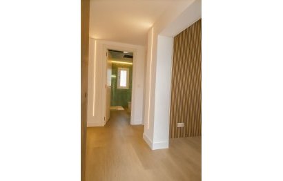 Resale - House - Detached Villa - Fuengirola - Fuengirola Centro