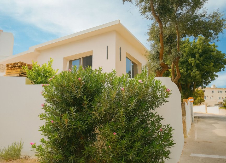 Resale - House - Detached Villa - Fuengirola - Fuengirola Centro