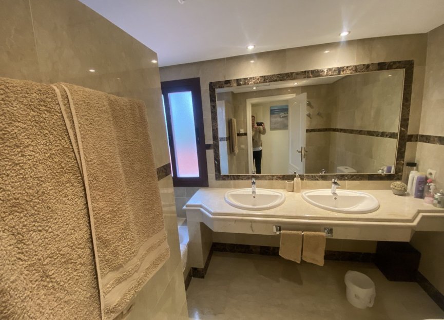 Resale - Apartment - Top Floor Apartment - Marbella - Marbella Centro