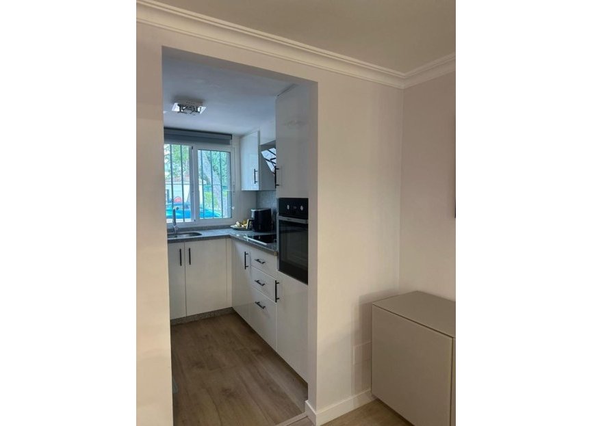 Reventa - House - Townhouse - Estepona - Estepona Centro