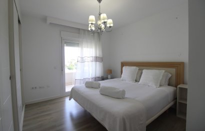 Resale - Apartment - Middle Floor Apartment - Marbella - Nueva Andalucia