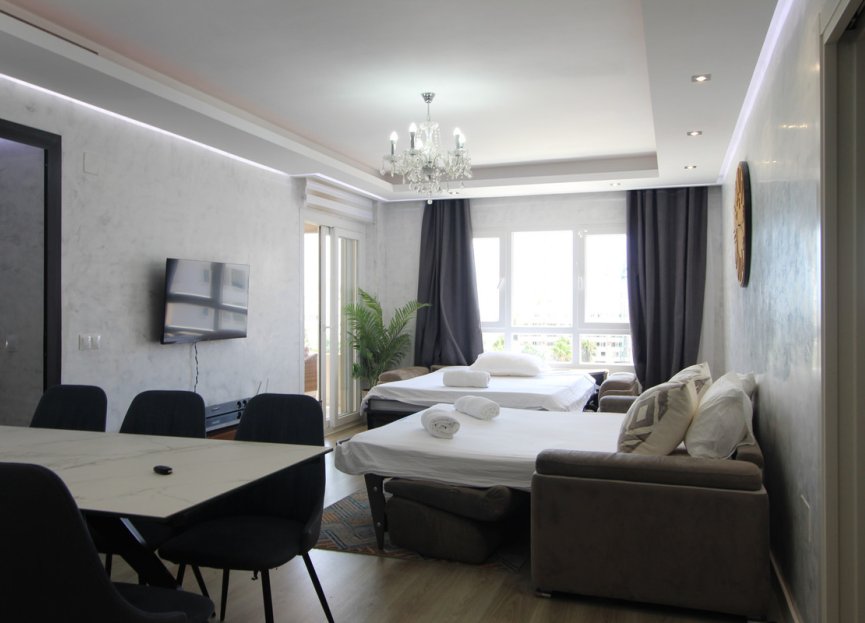 Resale - Apartment - Middle Floor Apartment - Marbella - Nueva Andalucia
