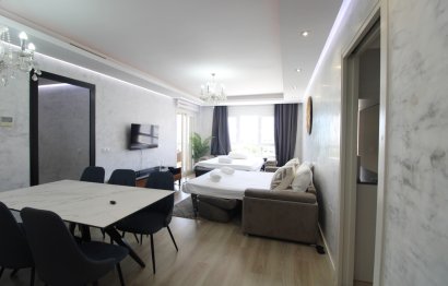 Resale - Apartment - Middle Floor Apartment - Marbella - Nueva Andalucia