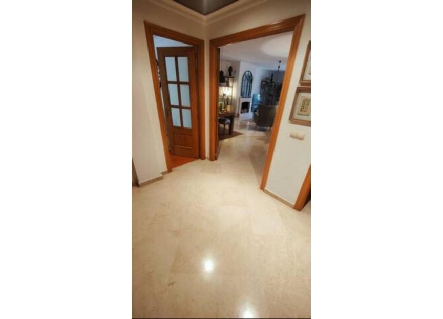 Resale - Apartment - Middle Floor Apartment - Marbella - San Pedro De Alcantara