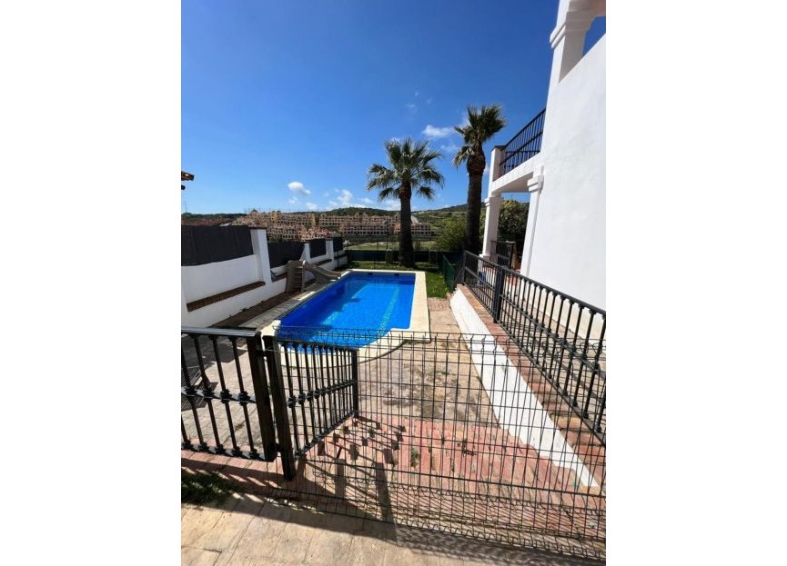 Resale - House - Detached Villa - Estepona - Valle Romano