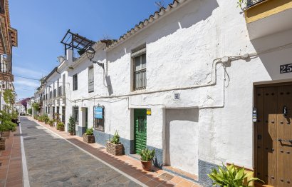 Resale - House - Townhouse - Marbella - Marbella Centro