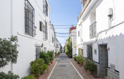 Resale - House - Townhouse - Marbella - Marbella Centro