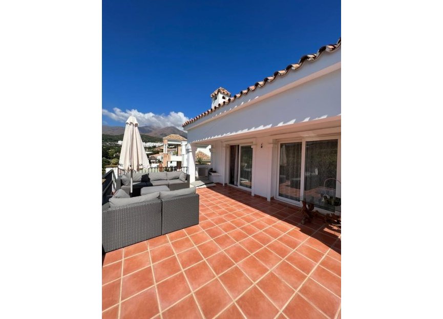 Resale - House - Detached Villa - Estepona - Valle Romano