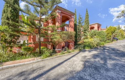 Resale - Ground floor apartment - Marbella - La Mairena