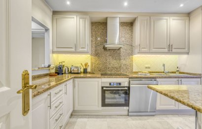 Resale - Ground floor apartment - Marbella - La Mairena