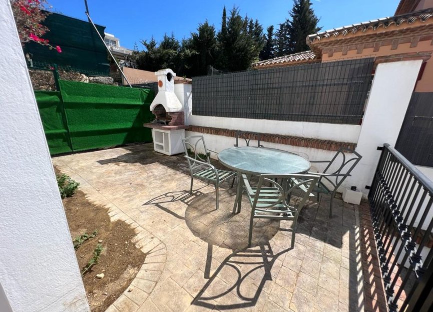 Resale - House - Detached Villa - Estepona - Valle Romano