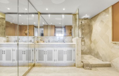 Resale - Ground floor apartment - Marbella - La Mairena