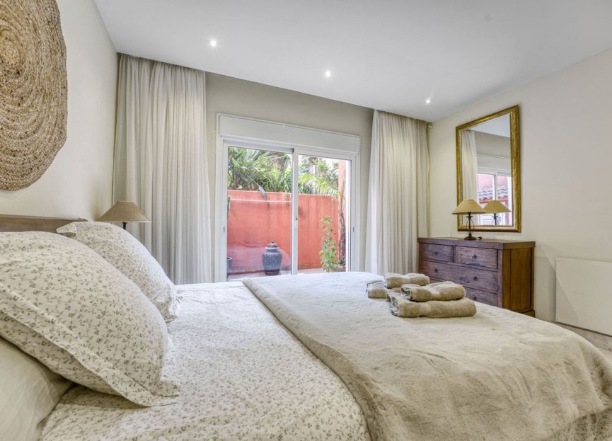 Resale - Ground floor apartment - Marbella - La Mairena