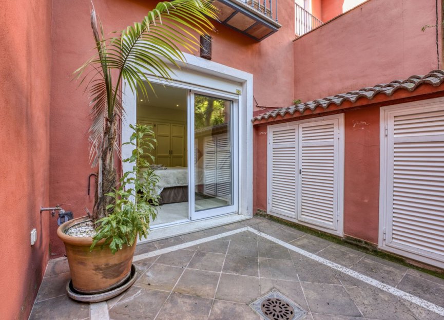 Resale - Ground floor apartment - Marbella - La Mairena