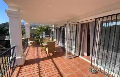 Resale - House - Detached Villa - Estepona - Valle Romano