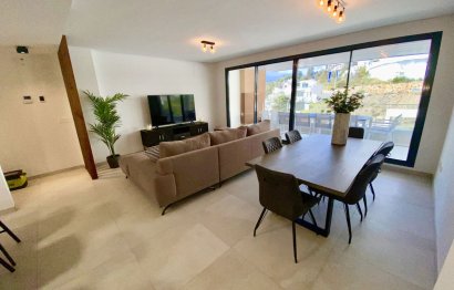 Resale - Apartment - Middle Floor Apartment - Benahavís - Benahavís Centro