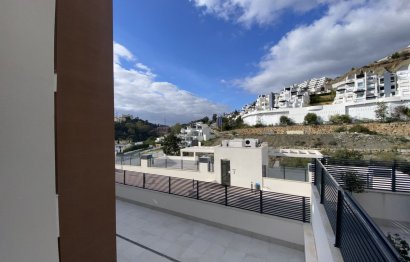 Resale - Apartment - Middle Floor Apartment - Benahavís - Benahavís Centro