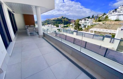 Resale - Apartment - Middle Floor Apartment - Benahavís - Benahavís Centro