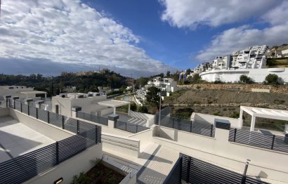 Resale - Apartment - Middle Floor Apartment - Benahavís - Benahavís Centro